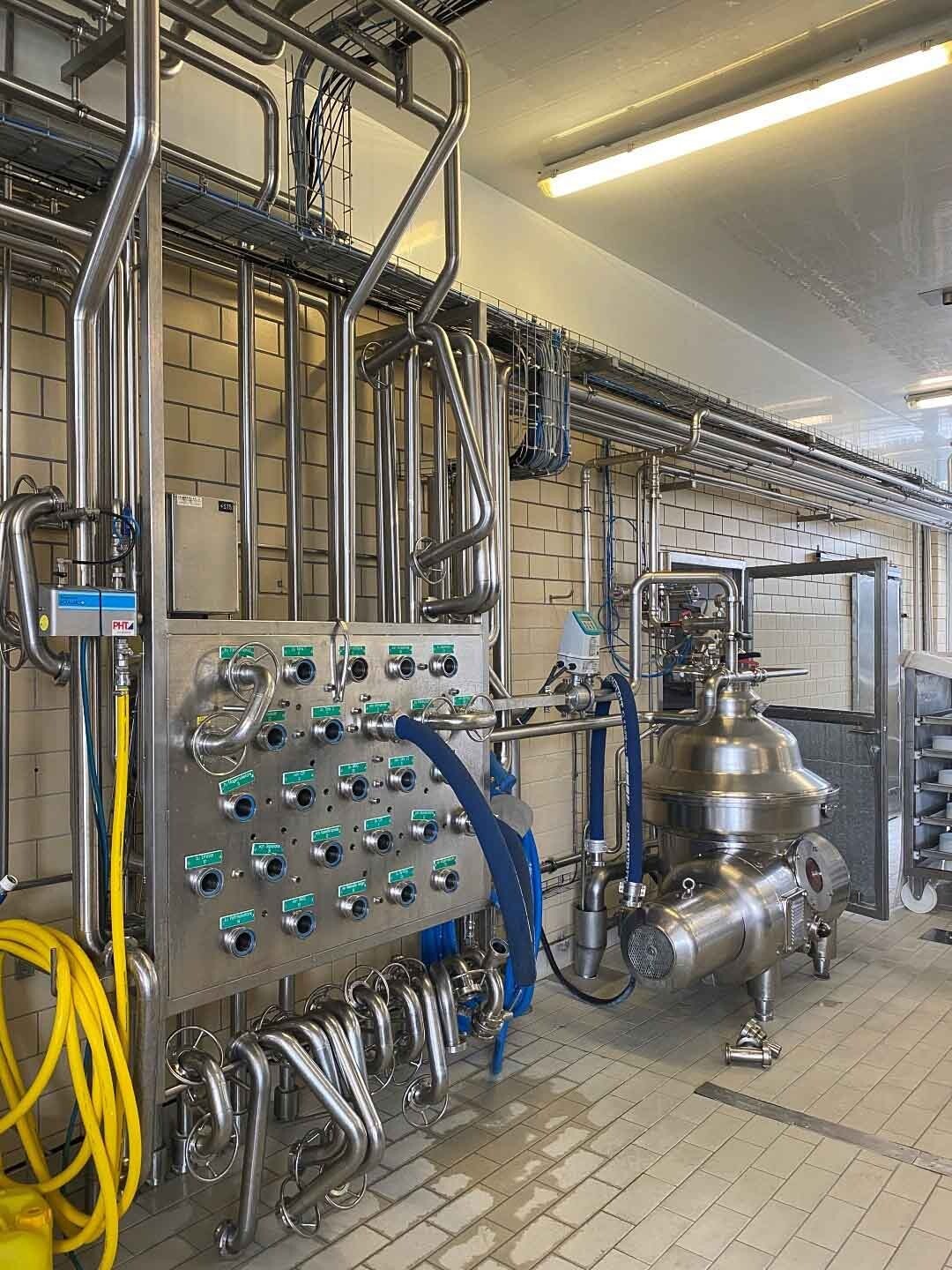 Dairy processing equipment